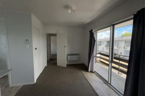 Photo of property in 8/27 Cameron Road, Hamilton East, Hamilton, 3216