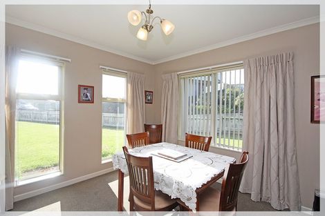 Photo of property in 8 Teppett Place, Foxton Beach, Foxton, 4815