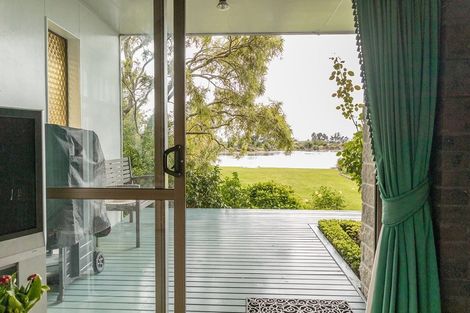 Photo of property in 27 Orowaiti Road, Westport, 7825