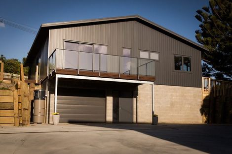 Photo of property in 27a Morere Street, Titahi Bay, Porirua, 5022