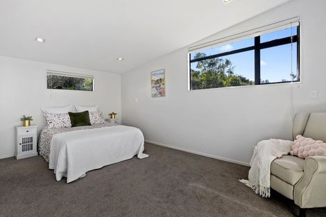Photo of property in 15 Maire Road, Orewa, 0931