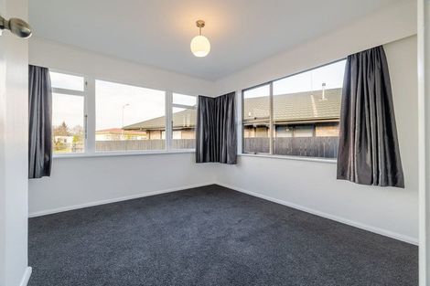 Photo of property in 37 Rewa Street, Takaro, Palmerston North, 4412