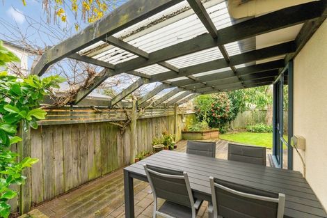 Photo of property in 8 Leigh Place, Paraparaumu Beach, Paraparaumu, 5032