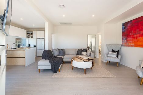 Photo of property in 182 Mount Pleasant Road, Mount Pleasant, Christchurch, 8081