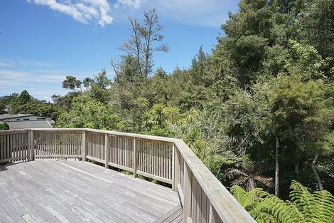 Photo of property in 17 Homewood Place, Chatswood, Auckland, 0626
