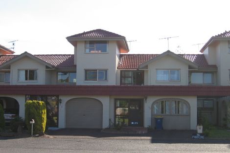 Photo of property in 6/3 Glen Road, Browns Bay, Auckland, 0630
