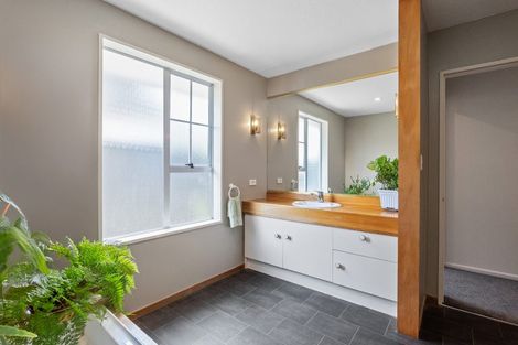 Photo of property in 131 Winters Road, Mairehau, Christchurch, 8052