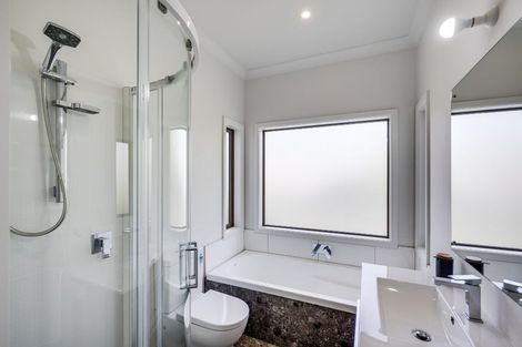 Photo of property in 3 Saint Andrews Road, Havelock North, 4130