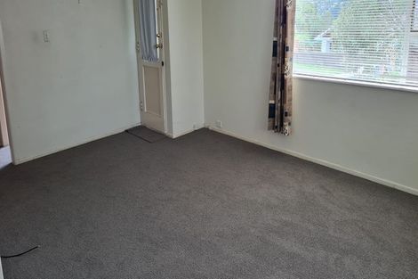 Photo of property in 1/9 Te Kiteroa Grove, Churton Park, Wellington, 6037