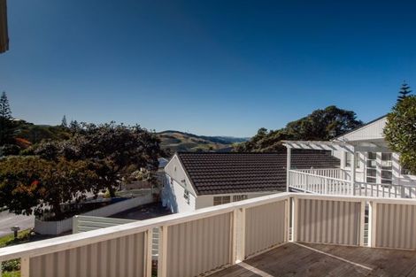 Photo of property in 13 Chisbury Street, Churton Park, Wellington, 6037