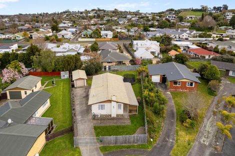 Photo of property in 35 Shelton Place, Feilding, 4702