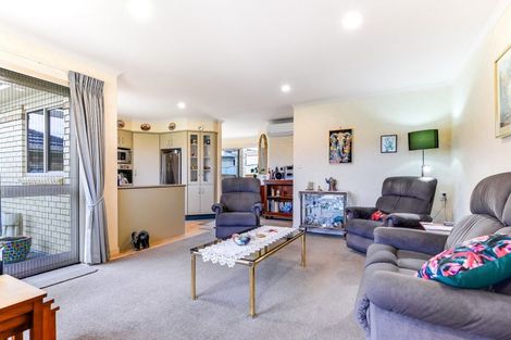 Photo of property in 7 Sovereign Isle Lane, Rototuna, Hamilton, 3210