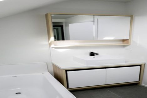 Photo of property in 24u1 Lyon Street, Frankton, Hamilton, 3204