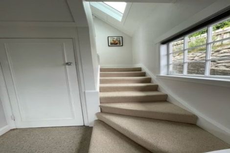 Photo of property in 10 Paisley Terrace, Karori, Wellington, 6012