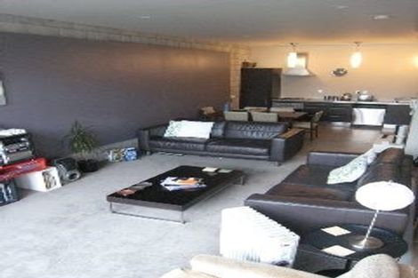 Photo of property in Mondrian Townhouses, 9/24 Hanson Street, Mount Cook, Wellington, 6021