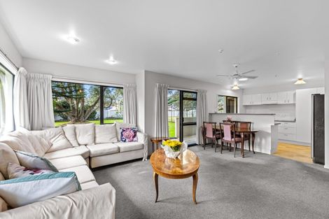 Photo of property in 7b Puriri Avenue, Orewa, 0931