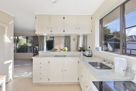 Photo of property in 59f2- Kowhai Avenue, Ebdentown, Upper Hutt, 5018