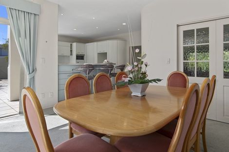 Photo of property in 10 Links View Drive, Omokoroa, 3114