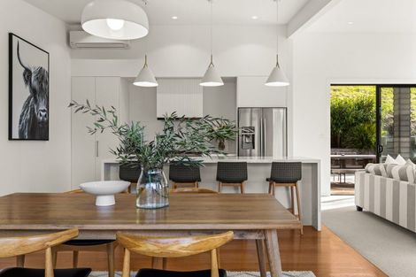 Photo of property in 22b Churchill Drive, Taradale, Napier, 4112