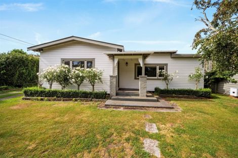 Photo of property in 336 South Road, Hawera, 4610