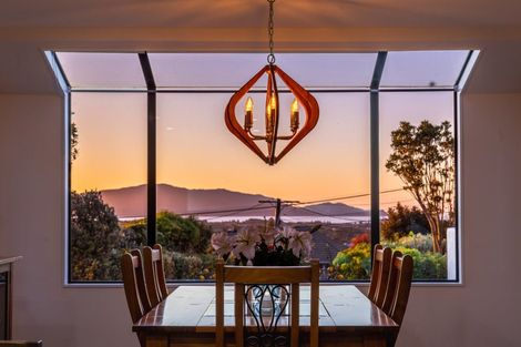 Photo of property in 5 Kotare Street, Waikanae, 5036