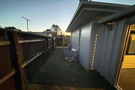 Photo of property in 4 Syntax Place, Conifer Grove, Takanini, 2112