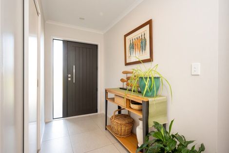 Photo of property in 25 Aparima Place, Awatoto, Napier, 4110