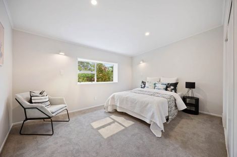 Photo of property in 34 Bucklands Beach Road, Bucklands Beach, Auckland, 2012