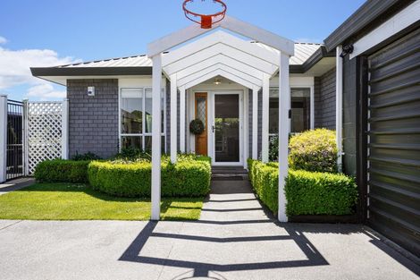 Photo of property in 29 Dunedin Street, Redwood, Christchurch, 8051