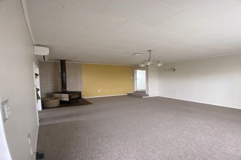 Photo of property in 10 Broadbelt Grove, Levin, 5510