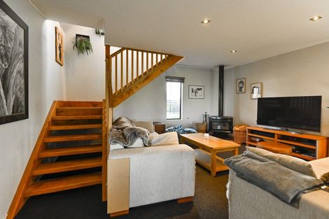 Photo of property in 100 Kereru Road, Maraekakaho, Hastings, 4171