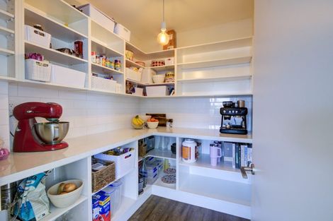 Photo of property in 6 Franklin Drive, Rangiora, 7400