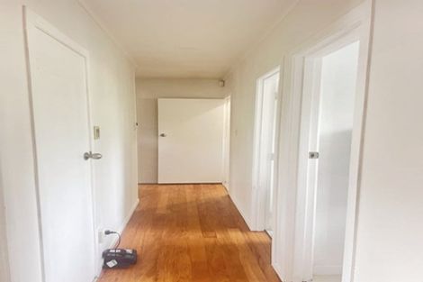 Photo of property in 63 Peach Road, Glenfield, Auckland, 0629