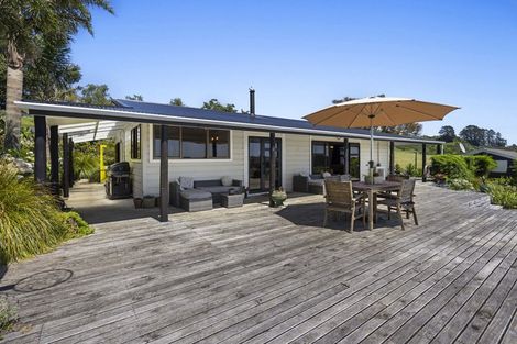 Photo of property in 543 Mataro Road, Onaero, Urenui, 4375