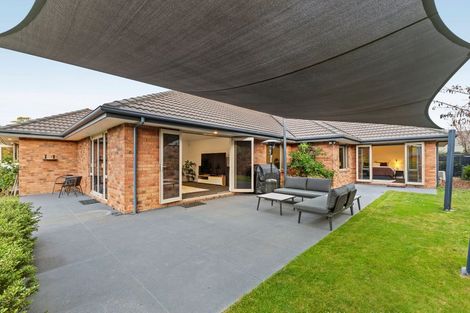Photo of property in 14 Hussey Road, Harewood, Christchurch, 8051