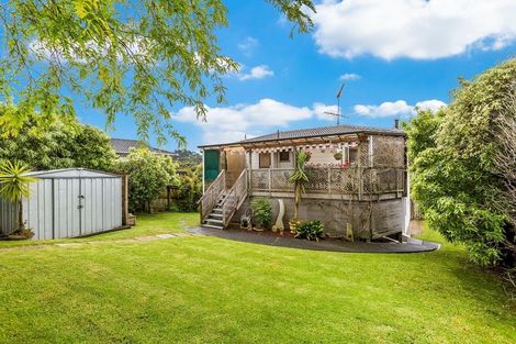 Photo of property in 25 Spinella Drive, Bayview, Auckland, 0629