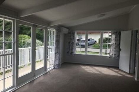 Photo of property in 77a Chamberlain Road, Karori, Wellington, 6012