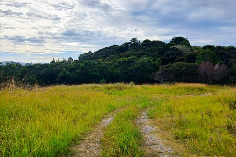 Photo of property in 104 Stratford Drive, Cable Bay, 0420