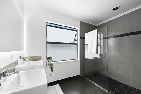 Photo of property in 5 Hawkridge Rise, Huntington, Hamilton, 3210