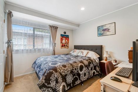 Photo of property in 3 Sandpiper Grove, Unsworth Heights, Auckland, 0632