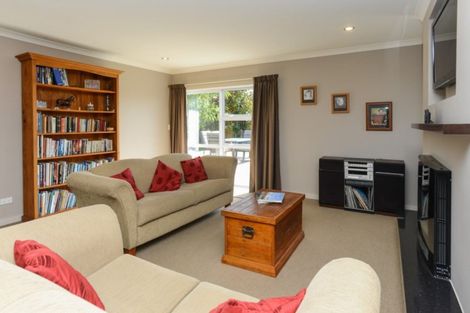 Photo of property in 10 Edwards Street, Frimley, Hastings, 4120