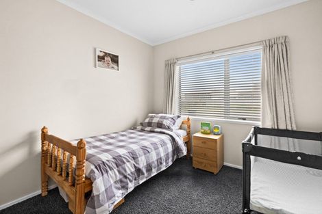 Photo of property in 60 Kapiti Drive, Poraiti, Napier, 4112