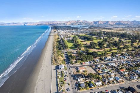 Photo of property in 85b Marine Parade, North New Brighton, Christchurch, 8083
