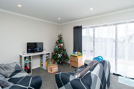 Photo of property in 16 Kapua Crescent, Rototuna North, Hamilton, 3210