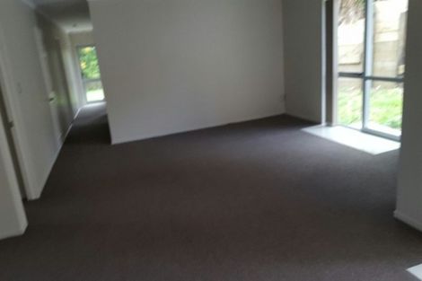 Photo of property in 13 Thomas Rea Place, Te Atatu South, Auckland, 0610