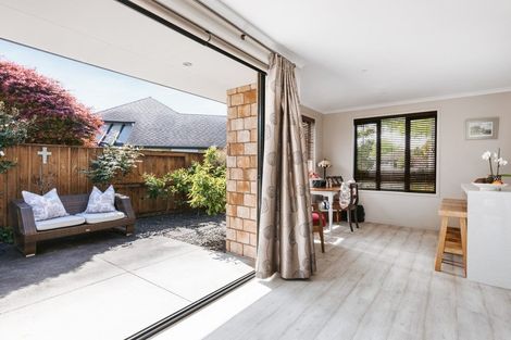 Photo of property in 24 Hansard Place, Bethlehem, Tauranga, 3110