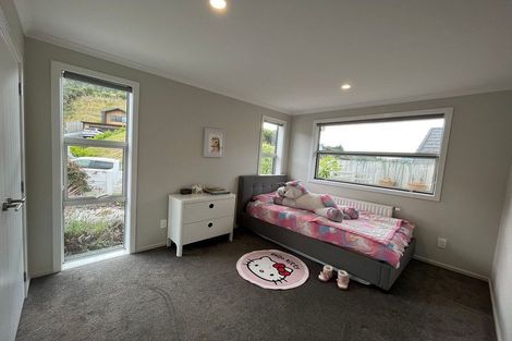 Photo of property in 18 Banks Boulevard, Whitby, Porirua, 5024