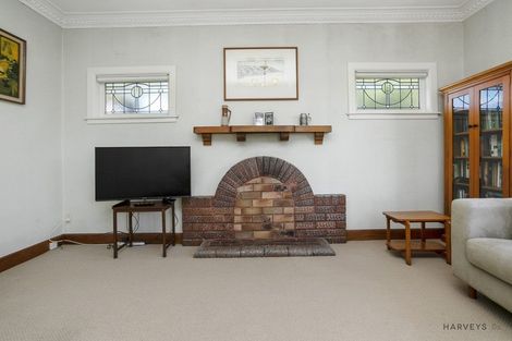 Photo of property in 30 Pleasant Road, Glen Eden, Auckland, 0602