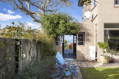 Photo of property in 8 Neidpath Road, Mornington, Dunedin, 9011