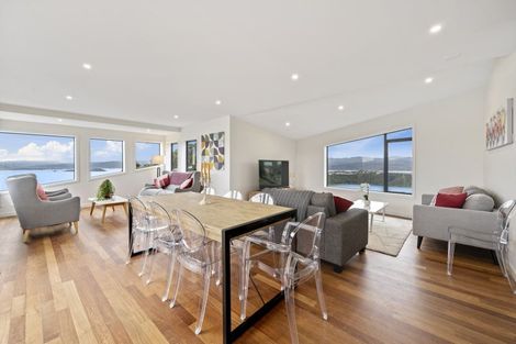 Photo of property in 4a Robieson Lane, Roseneath, Wellington, 6011